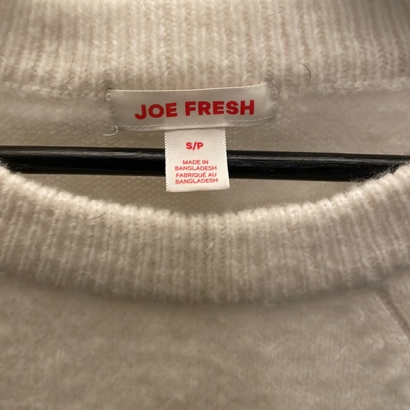 Joe fresh sweater - Picture 2 of 2